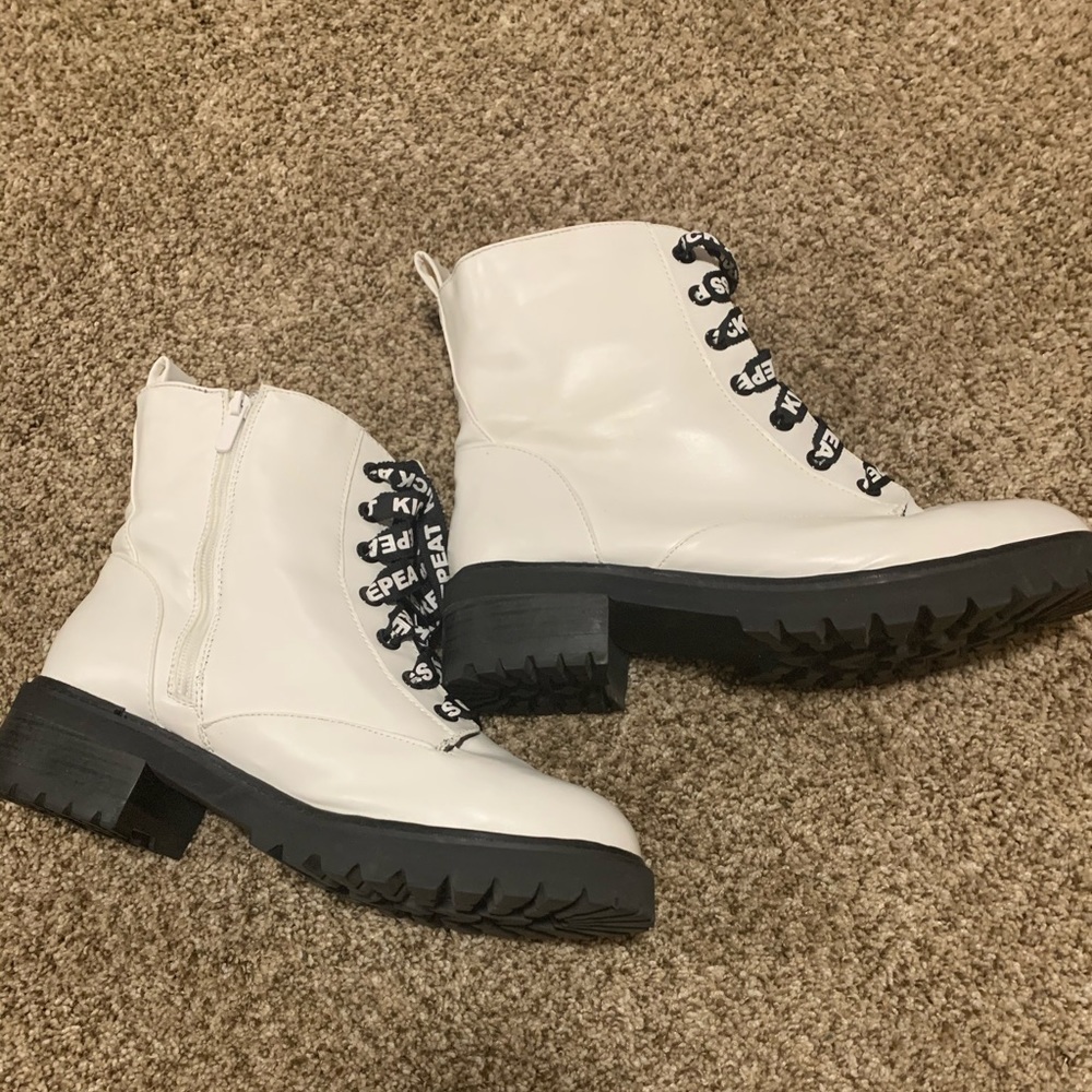 Size 12 white combat boots